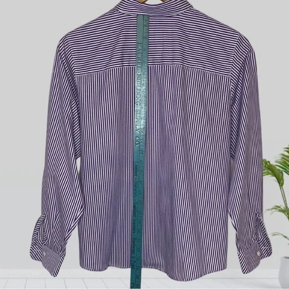 Women’s Foxcroft Wrinkle Free Collared Button Up Shirt Purple White Stripe Sz 6P - Picture 6 of 6